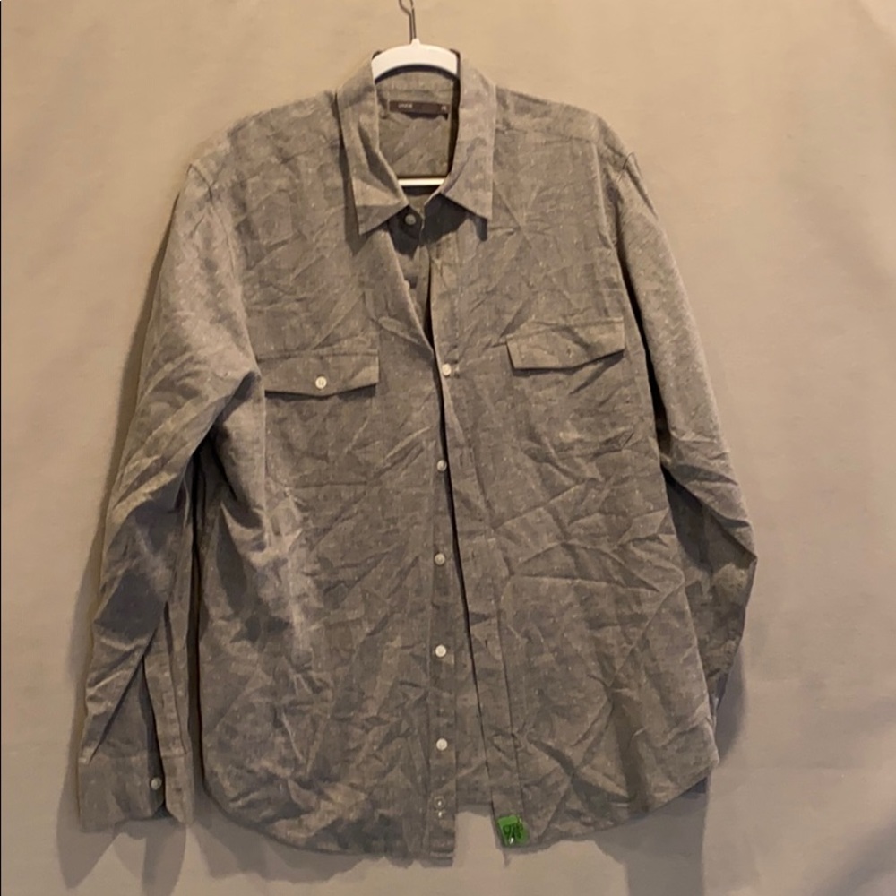 VINCE BUTTON DOWN